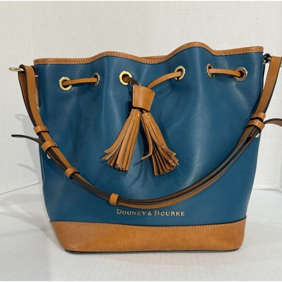 Dooney Bourke Teal Bucket Drawstring Bag Leather Adjustable Strap Mint Used Once - Picture 1 of 16